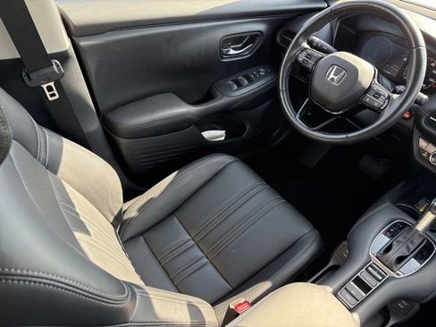 Used 2025 Honda HR-V EX-L image 14