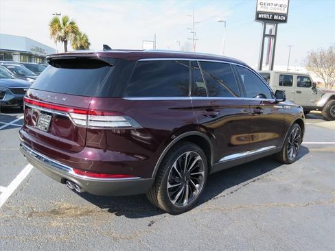 Used 2023 Lincoln Aviator Reserve w/ Equipment Group 201A image 3