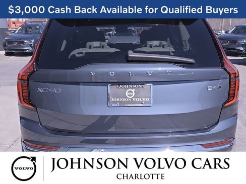 New 2026 Volvo XC90 B6 Ultra w/ Protection Package image 6