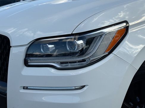 Used 2023 Lincoln Navigator Black Label image 9