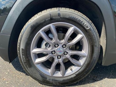 Certified 2022 GMC Terrain SLT w/ LPO, Floor Liner Package image 24