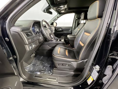 Used 2021 GMC Yukon AT4 w/ AT4 Premium Package AWD/4WD image 20