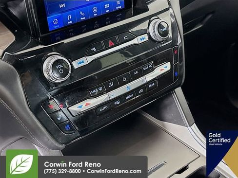 Certified 2021 Ford Explorer Platinum w/ Equipment Group 601A image 19