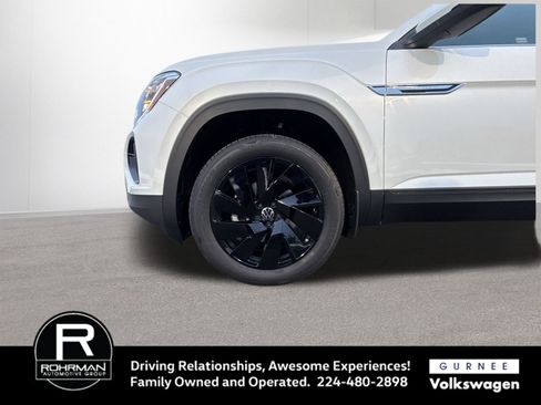 New 2026 Volkswagen Atlas Cross Sport SE AWD/4WD image 11