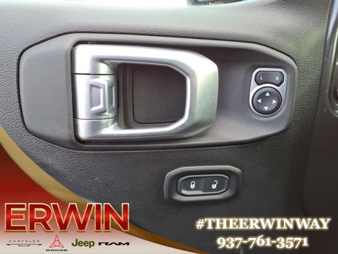 Used 2021 Jeep Wrangler Unlimited Rubicon image 11