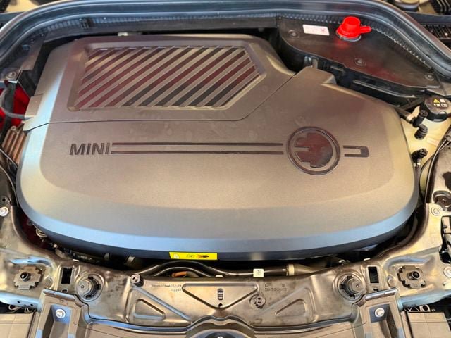 Used 2024 MINI Cooper SE FWD image 32