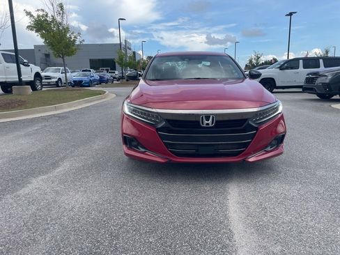 Used 2021 Honda Accord Sport image 9