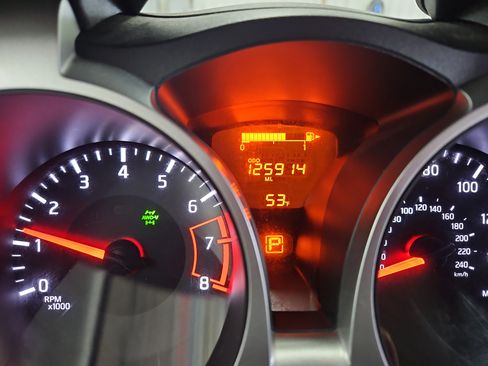 Used 2016 Nissan Juke SV w/ Technology Package AWD/4WD image 18