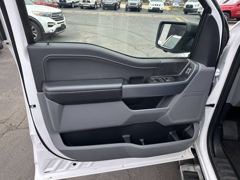 Used 2024 Ford F150 XLT w/ Mobile Office Package image 13