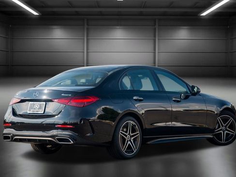 Used 2025 Mercedes-Benz C 300 4MATIC Sedan image 10