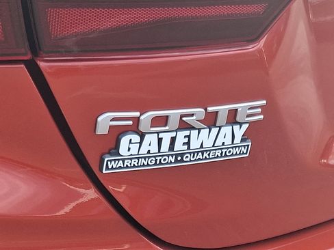 Certified 2024 Kia Forte LXS w/ LXS Technology Package image 28