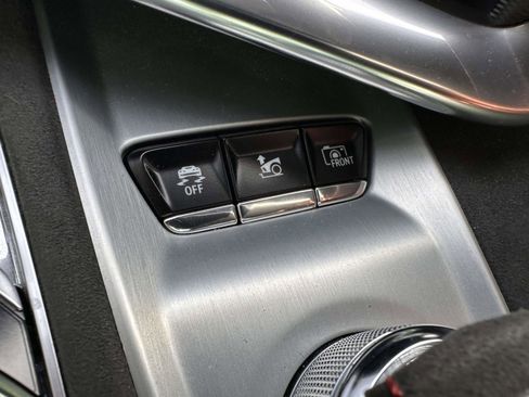 Used 2022 Chevrolet Corvette Stingray Premium Conv w/ Z51 Performance Package image 26