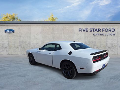 Used 2020 Dodge Challenger SXT w/ Blacktop Package image 7