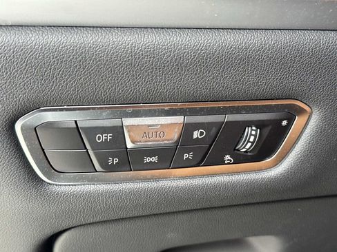 Used 2023 BMW X7 xDrive40i w/ Premium Package image 23