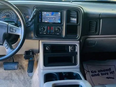 Used 2003 Chevrolet Tahoe Z71 image 10