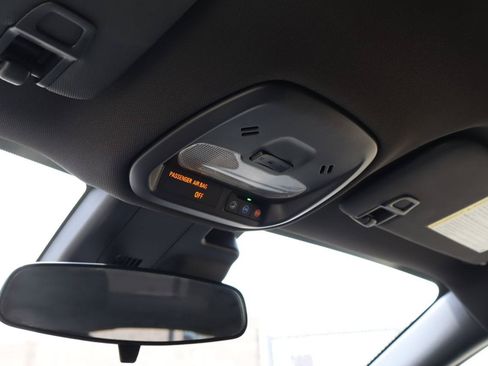 Used 2025 Buick Envista Sport Touring FWD image 26