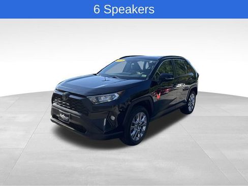 Used 2019 Toyota RAV4 XLE Premium w/ Cold Weather Package AWD/4WD image 9