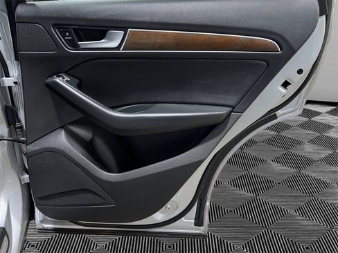 Used 2014 Audi Q5 2.0T Premium Plus w/ Premium Plus Package image 17