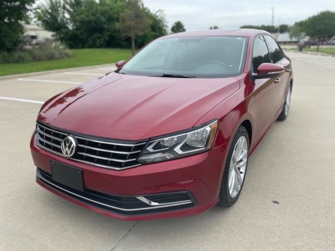 Used 2019 Volkswagen Passat 2.0T Wolfsburg image 2