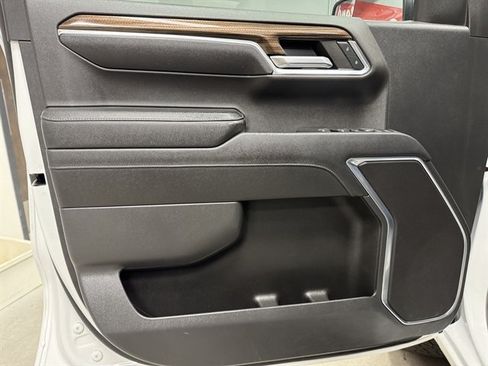Used 2023 Chevrolet Silverado 1500 LT w/ Max Trailering Package AWD/4WD image 16