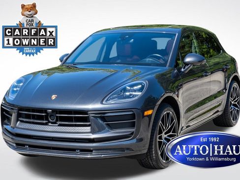 Used 2024 Porsche Macan w/ Premium Plus Package AWD/4WD image 1