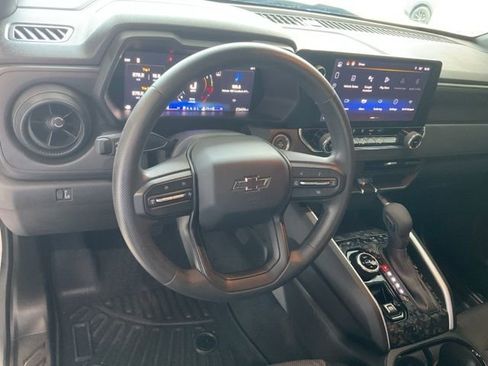 Used 2024 Chevrolet Colorado Trail Boss image 7