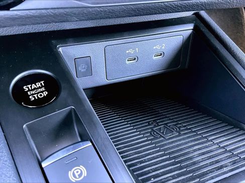 New 2026 Nissan Kicks SV image 18