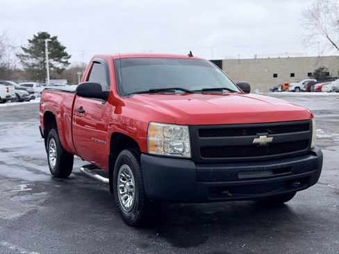 Used 2009 Chevrolet Silverado 1500 W/T image 2
