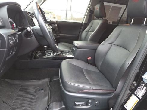 Used 2020 Toyota 4Runner TRD Off-Road Premium w/ Moonroof Package image 9