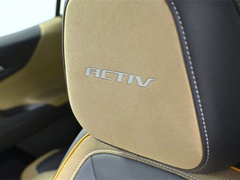 New 2026 Chevrolet Equinox ACTIV w/ Convenience Package III image 13