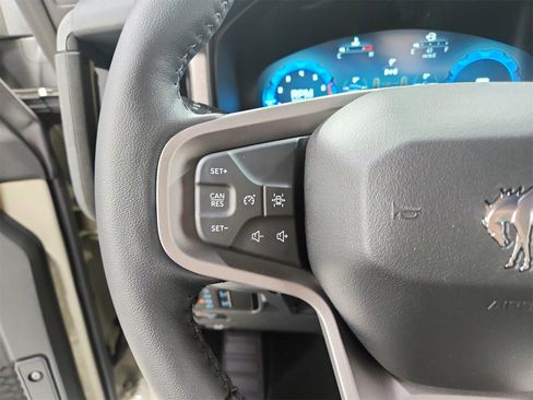 New 2025 Ford Bronco Badlands image 22