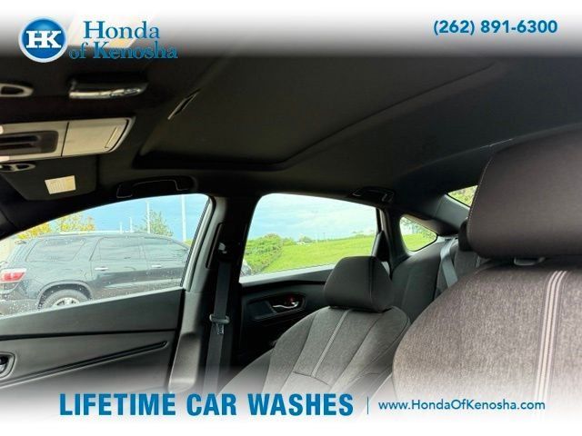 Used 2025 Honda Accord Sport image 6