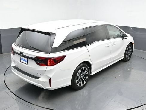 Used 2025 Honda Odyssey Elite image 29