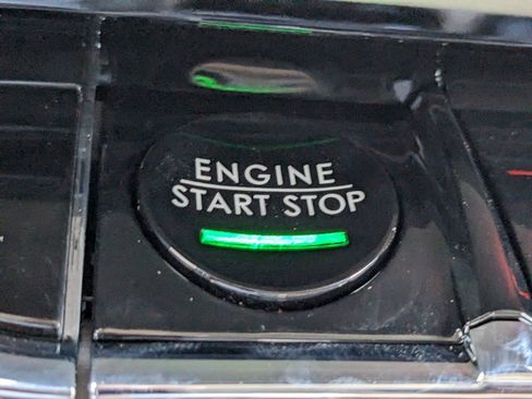 Certified 2023 Lincoln Nautilus Reserve w/ Equipment Group 201A image 32