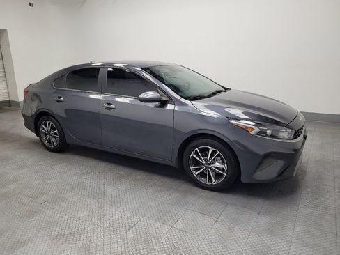 Used 2023 Kia Forte LXS FWD image 11