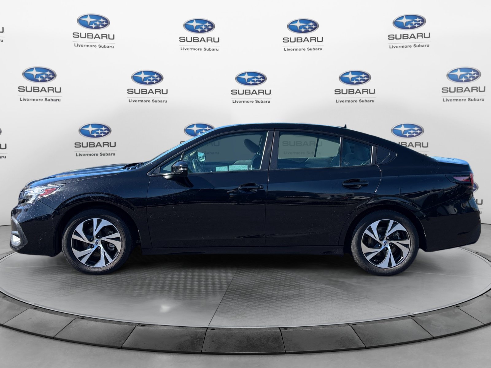 Used 2024 Subaru Legacy Premium AWD/4WD image 4