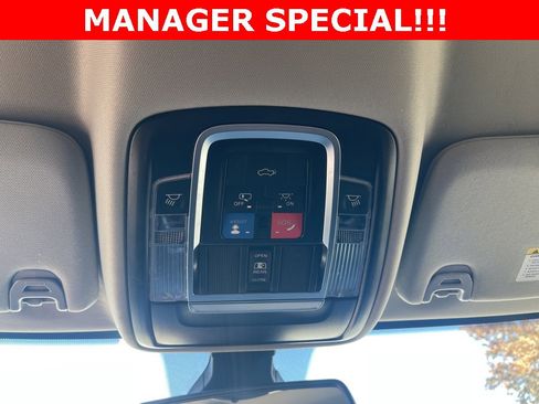 Used 2024 RAM 3500 Laramie image 36