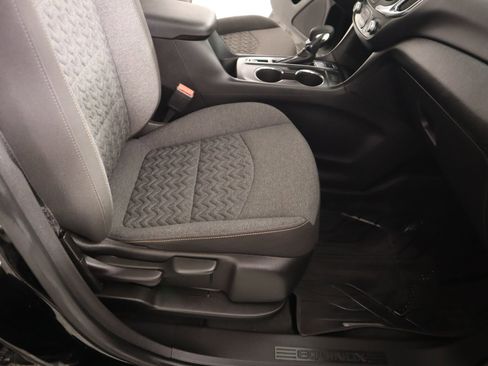 Used 2023 Chevrolet Equinox LT w/ LPO, Floor Liner Package image 12