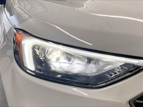 Used 2023 Ford Edge SEL image 30