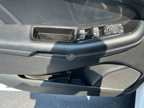 Used 2015 Ford Edge Sport w/ Equipment Group 401A FWD image 11