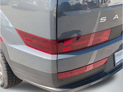 Used 2025 Hyundai Santa Fe SEL FWD image 4