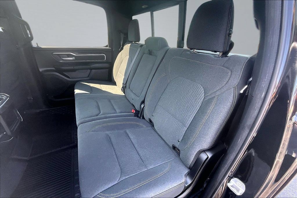 Used 2019 RAM 1500 Big Horn AWD/4WD image 25
