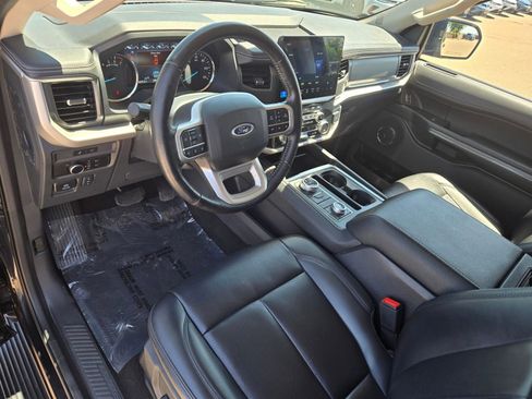 Used 2024 Ford Expedition Max XLT AWD/4WD image 16