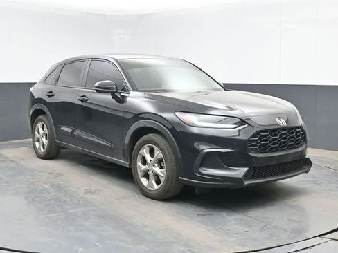Used 2023 Honda HR-V LX image 2