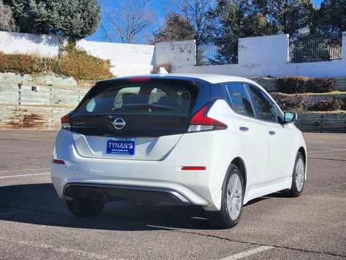 Used 2025 Nissan Leaf S image 3