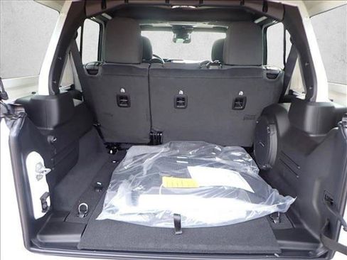 New 2026 Jeep Wrangler Unlimited Rubicon w/ Safety Group AWD/4WD image 8