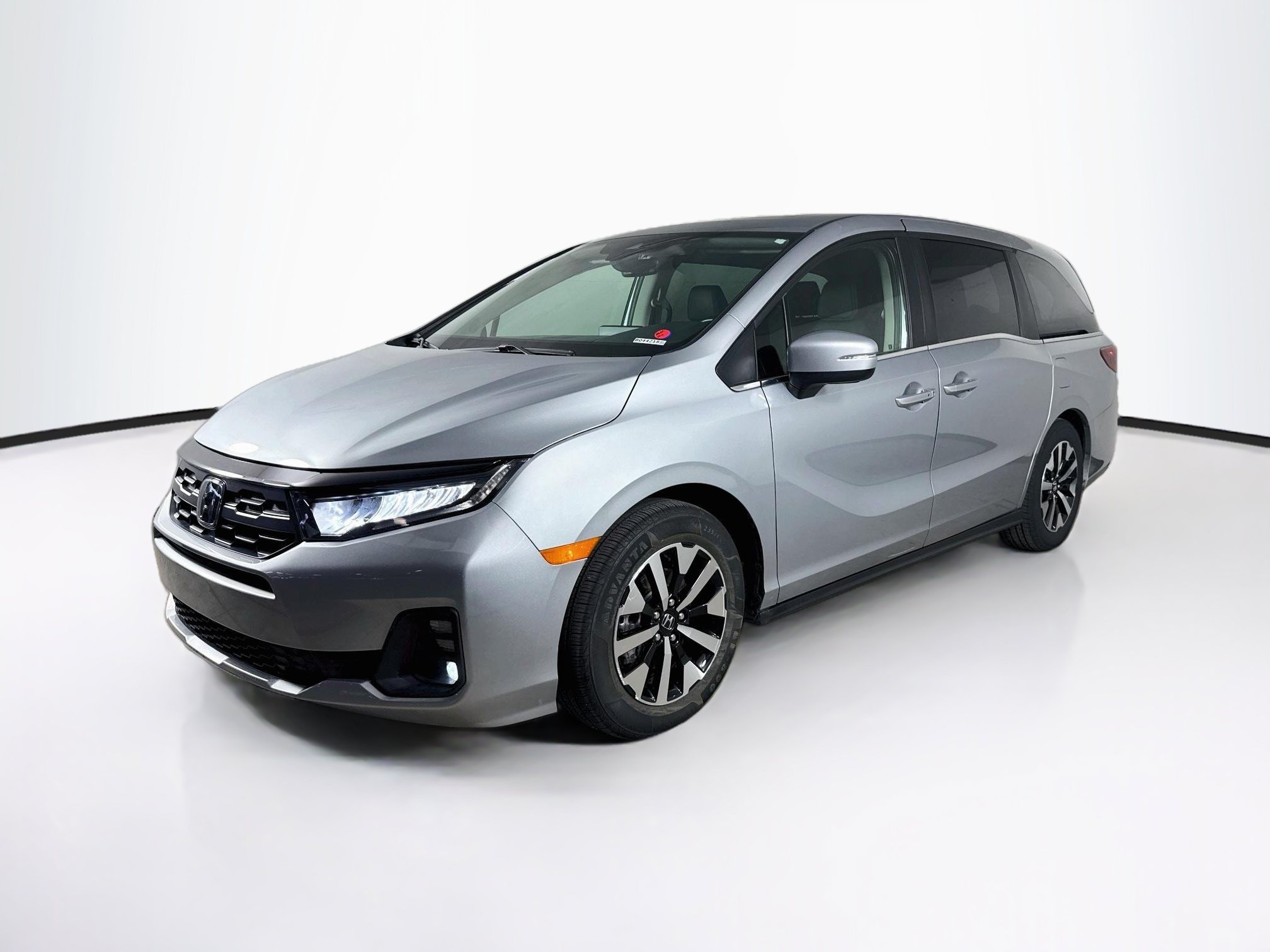 Certified 2025 Honda Odyssey EX-L image 4