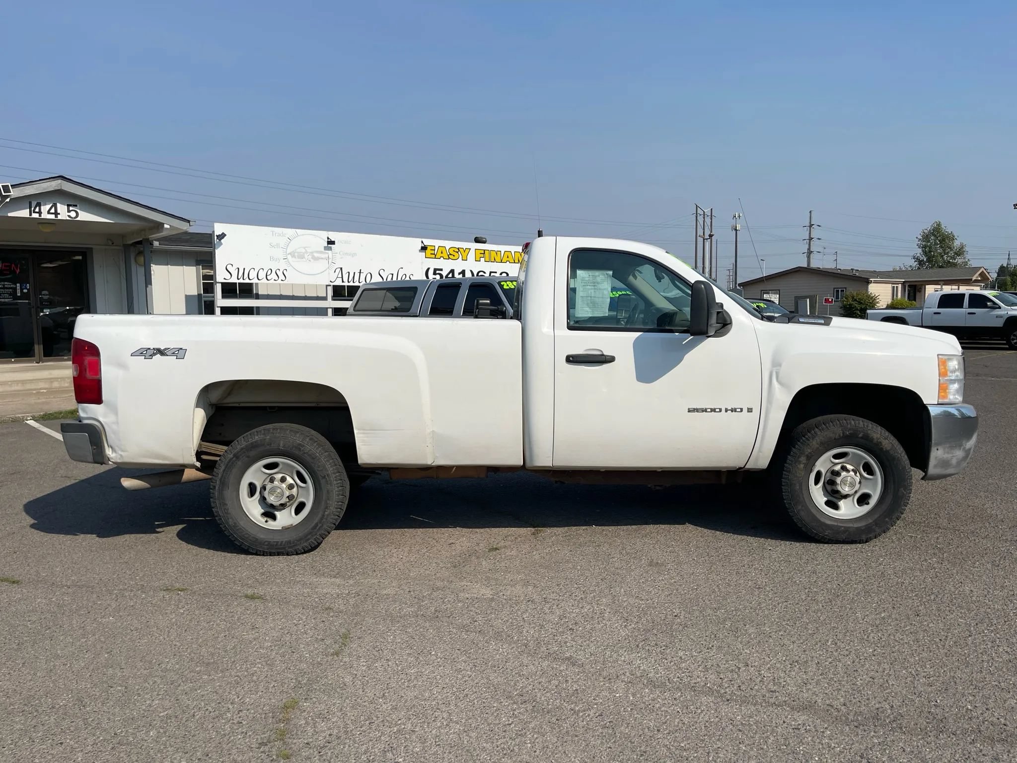 Used 2008 Chevrolet Silverado 2500 W/T AWD/4WD image 2