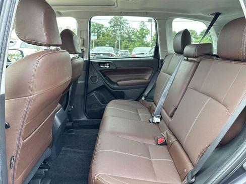 Used 2018 Subaru Forester 2.5i Touring w/ Popular Package #3B AWD/4WD image 22