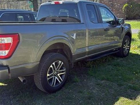 Used 2022 Ford F150 XL w/ STX Appearance Package image 4